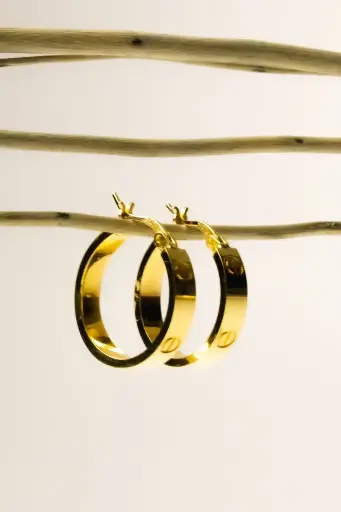 Gold Hoop Earrings – Minimalist Medium